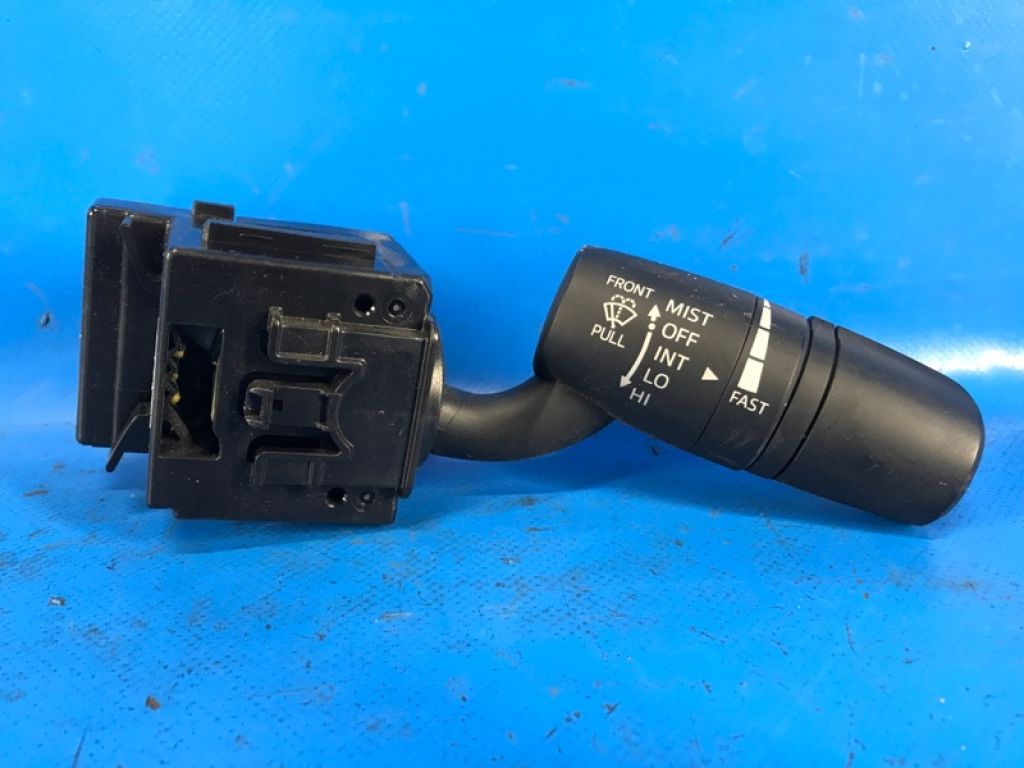 DD1B-66-128 | Підрульовий перемикач прав. MAZDA MX-5 15-