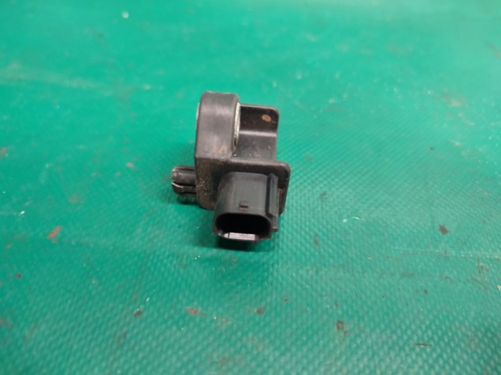 95930-F2000 | Датчик удара передн. HYUNDAI ELANTRA AD 16-