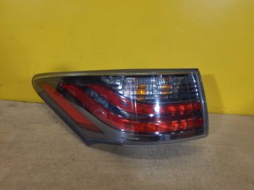 Фонарь наружный лев. LEXUS CT200 11-17