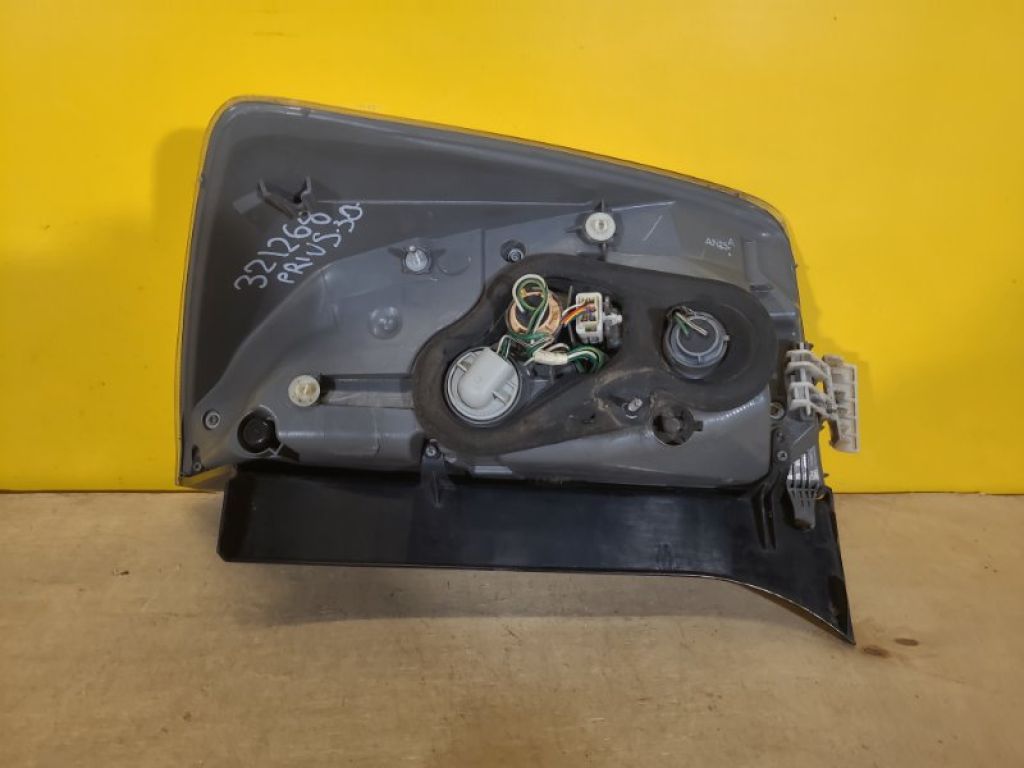 81561-47120 | Фонарь наружный лев. TOYOTA PRIUS - 30 09-17 - Фото 7