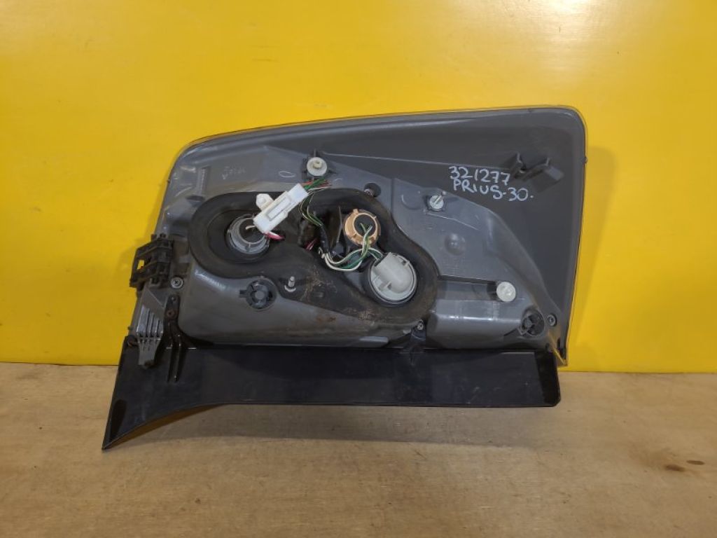 8155147111 | Ліхтар зовнішній прав. TOYOTA PRIUS - 30 09-17 - Фото 6