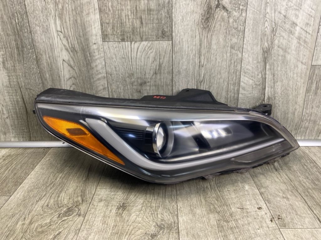 92102E6030 | Фара прав. HYUNDAI SONATA LF 2014-