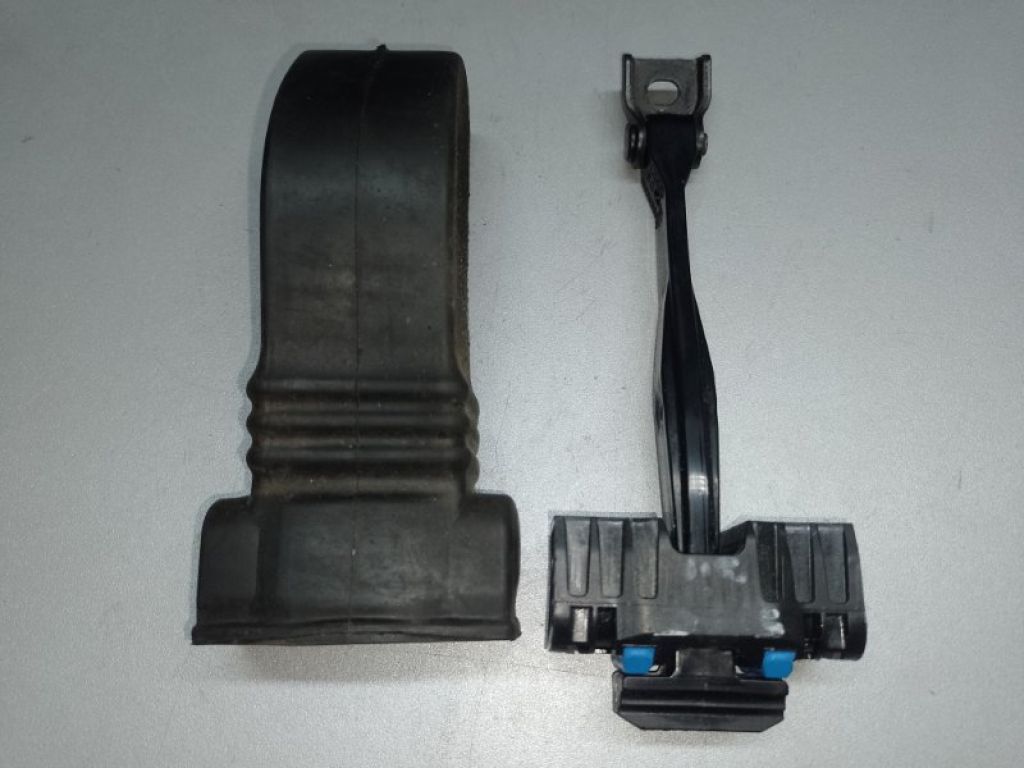 8R0 839 249 F | Ограничитель двери задн. AUDI Q5 08-16 - Фото 2