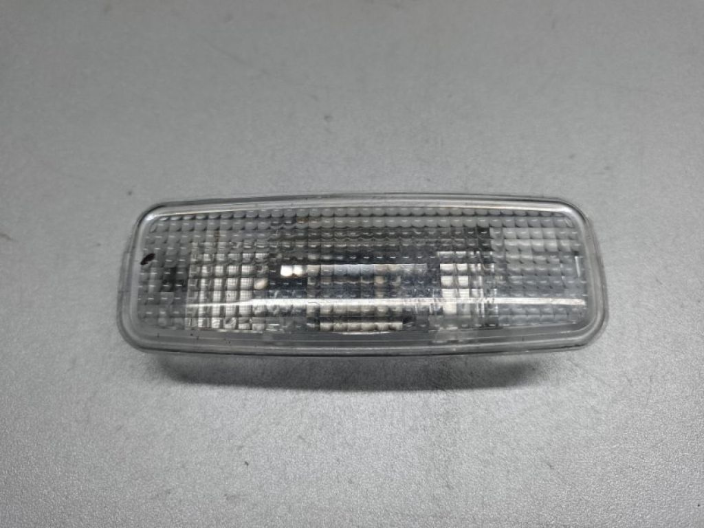 4E0 947 105 C | Плафон салона передн. AUDI Q5 08-16