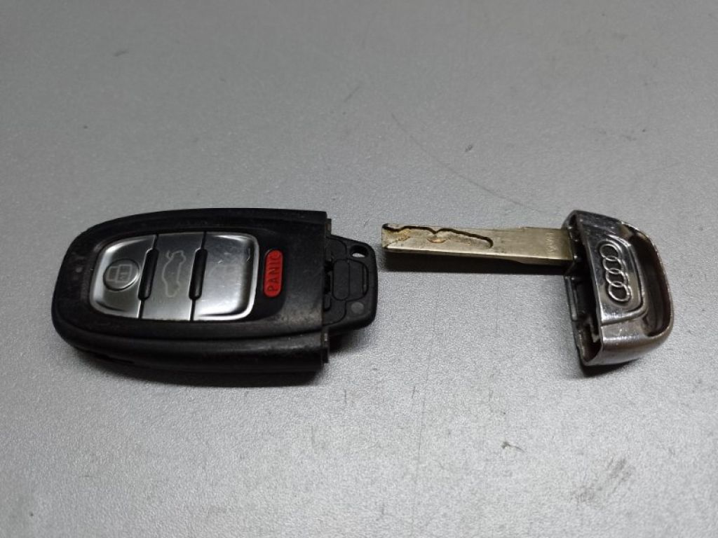 8K0 959 754 B TKE | Ключ запалювання AUDI Q5 08-16
