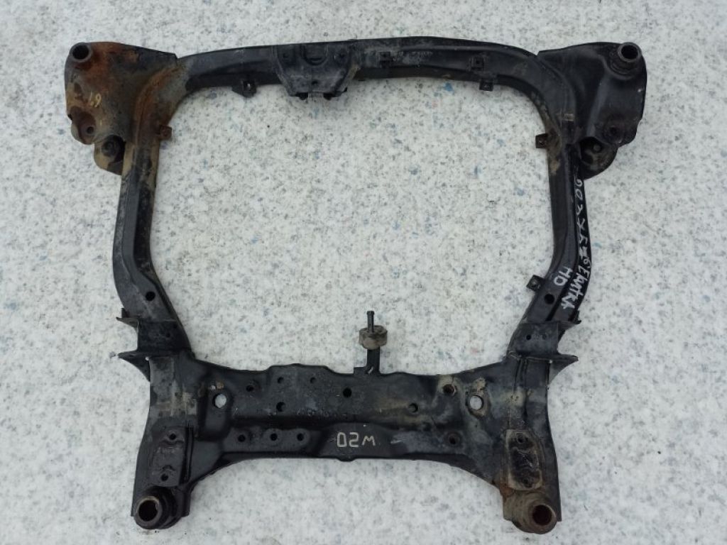 62405-2H020 | Балка передней подвески HYUNDAI ELANTRA HD 06-11