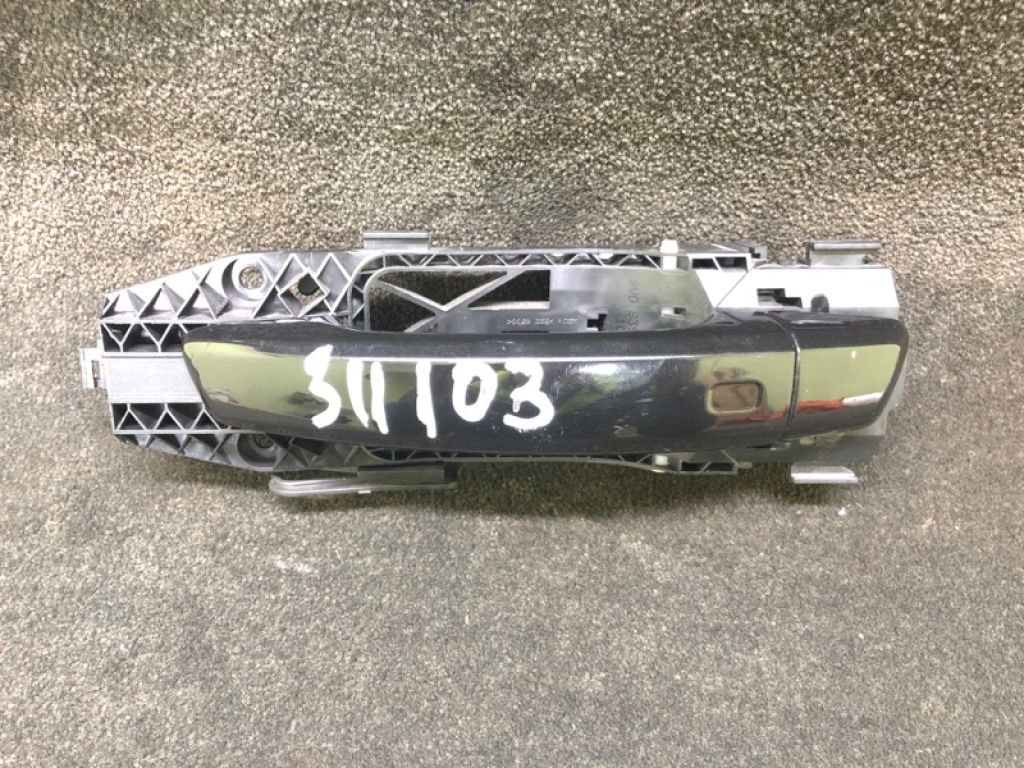 8V0 837 205 A GRU | Ручка двері зовнішня задн. лів. AUDI A3 (8V) 12–17