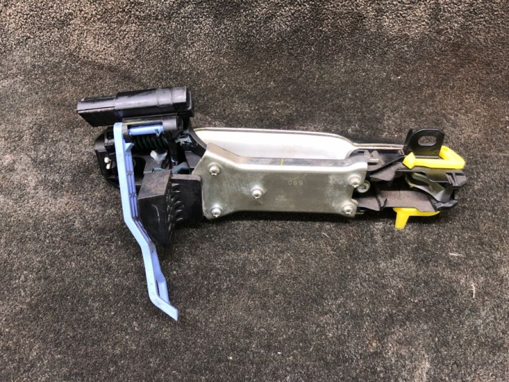 69211-74020-A0 | Ручка двери наружная задн. лев. TOYOTA PRIUS PLUS 11-14 - Фото 3