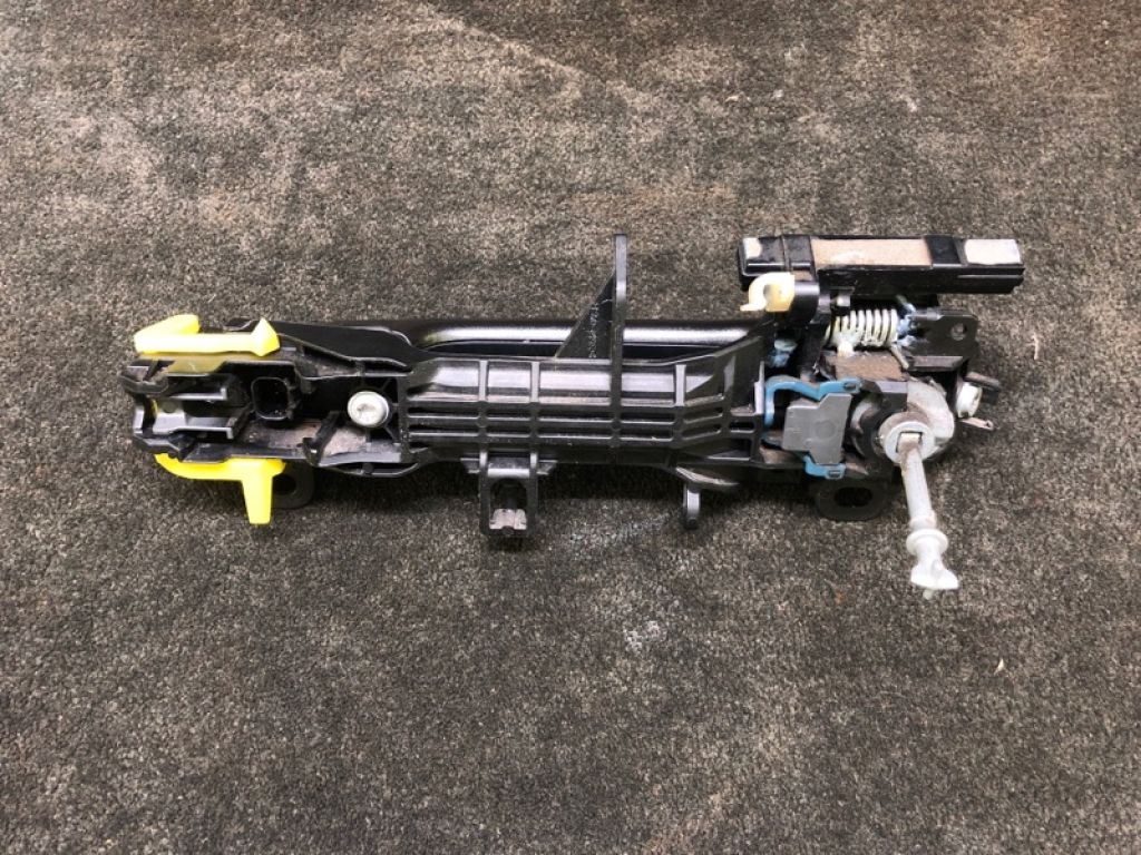 69210-74030-A0 | Ручка двери наружная передн. прав. TOYOTA PRIUS PLUS 11-14 - Фото 3