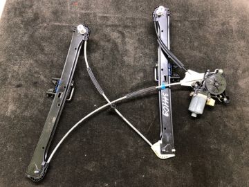 Склопідйомник передн. прав. AUDI A3 (8V) 12–17