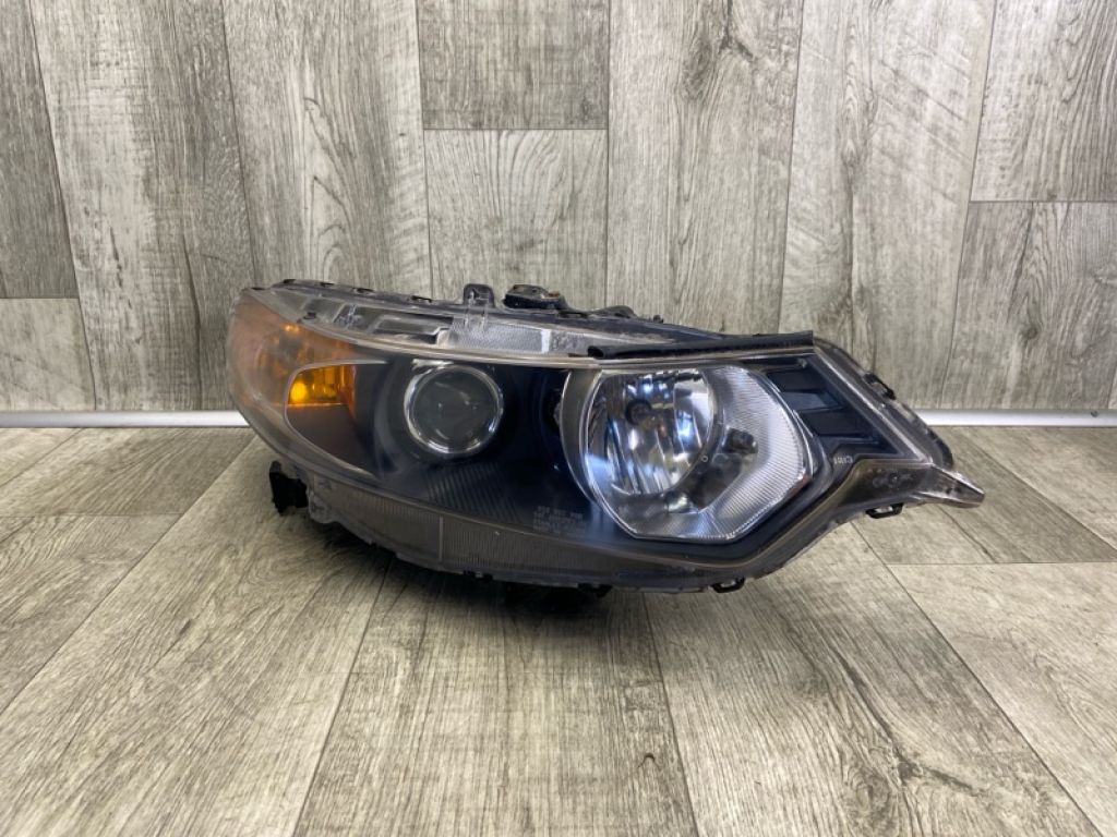 33101-TL0-A02 | Фара прав. HONDA ACCORD CU8 / TSX 08-14