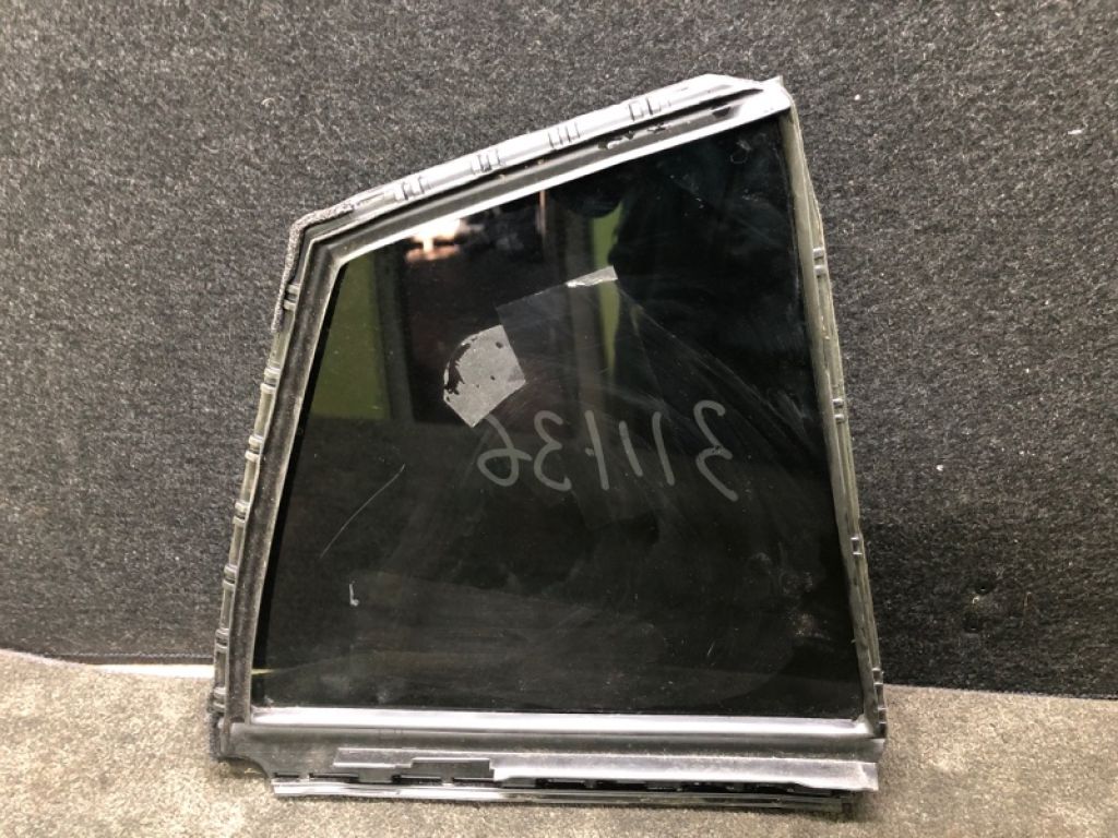 68124-47030 | Стекло двери глухое задн. лев. TOYOTA PRIUS 16- - Фото 2