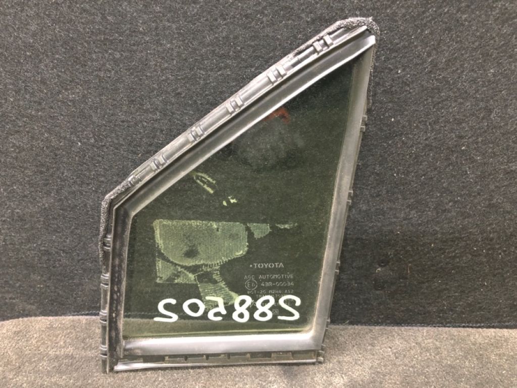 68125-47010 | Скло дверей глухе передн. прав. TOYOTA PRIUS 16- - Фото 2