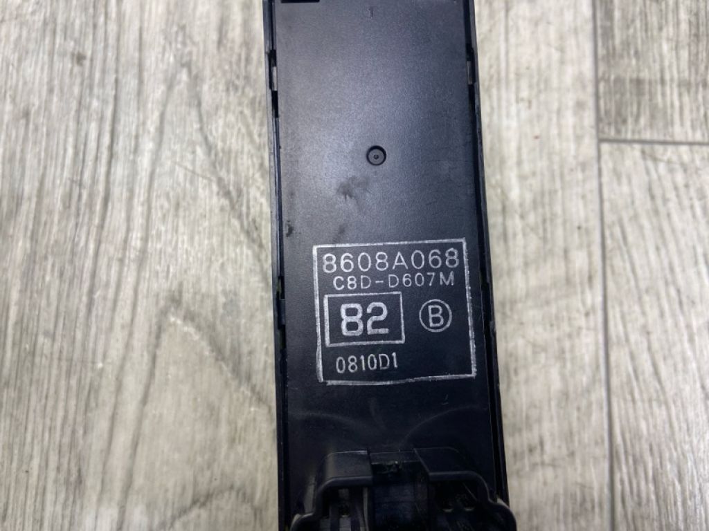 8608A068 | Блок управления стеклоподъемниками лев. MITSUBISHI LANCER X 10 07-15 - Фото 4