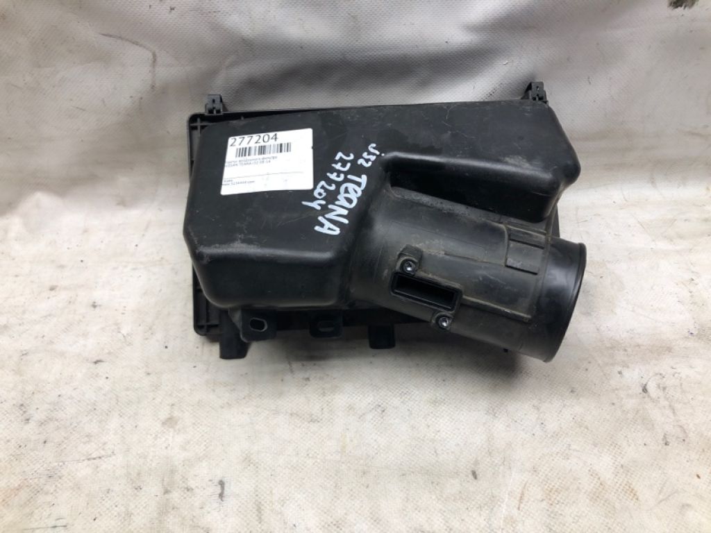 16500-1AA0A | Корпус повітряного фільтра NISSAN TEANA J32 08-14