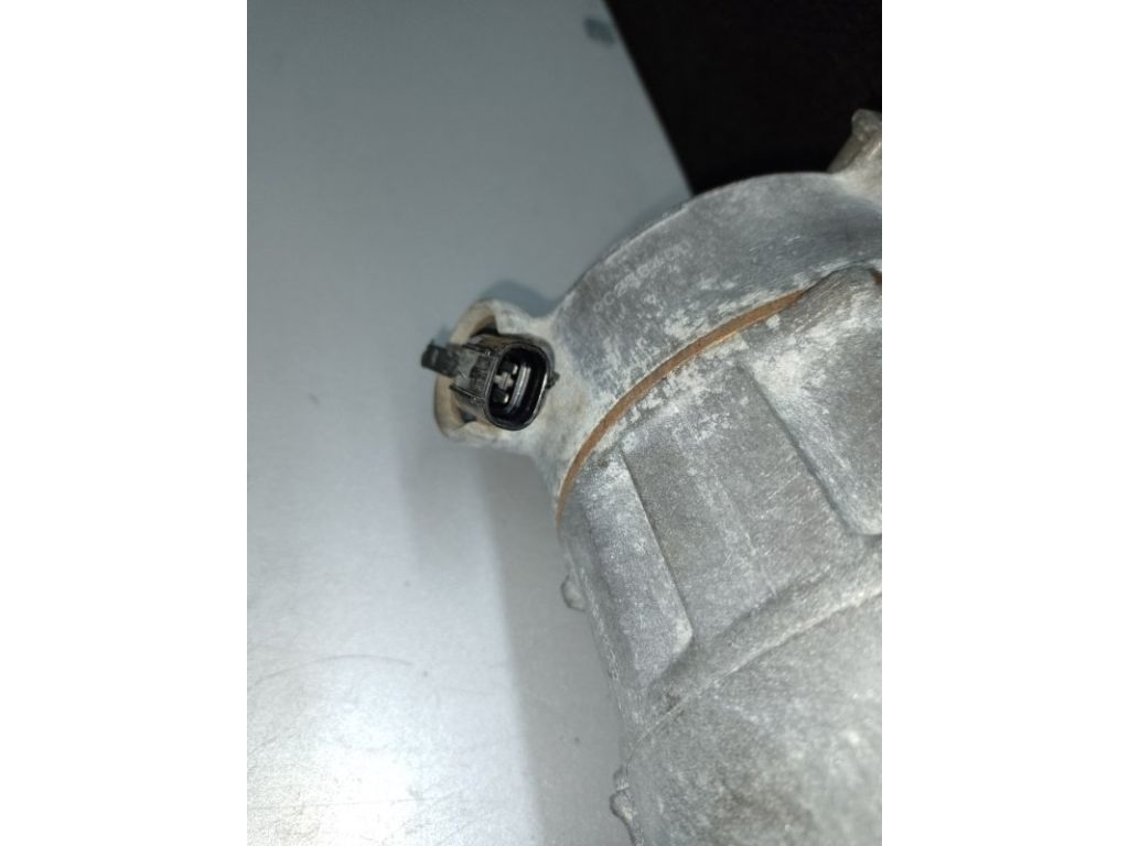 GR3Z-19703-H | Компрессор кондиционера FORD MUSTANG 15- - Фото 2