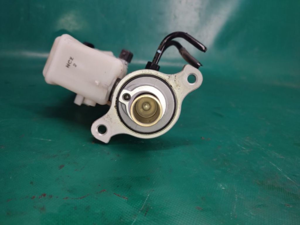 58510-F2400 | Головний гальмівний циліндр HYUNDAI ELANTRA AD 16- - Фото 6