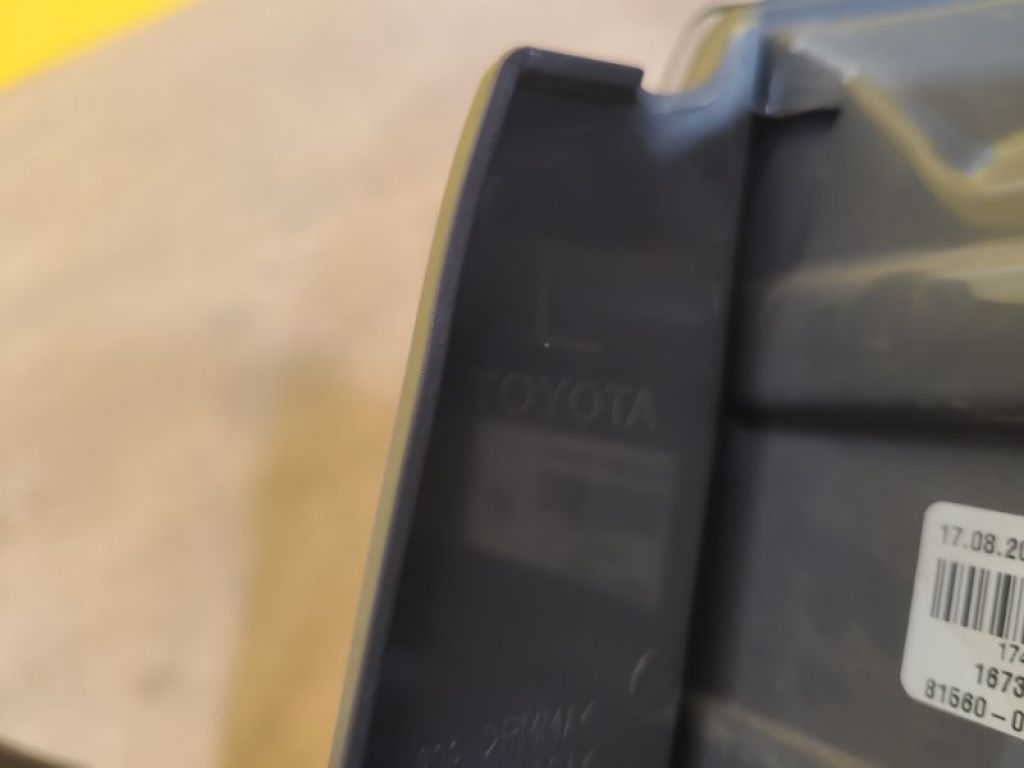 8156002A80 | Фонарь наружный лев. TOYOTA COROLLA E170 13-19 - Фото 9