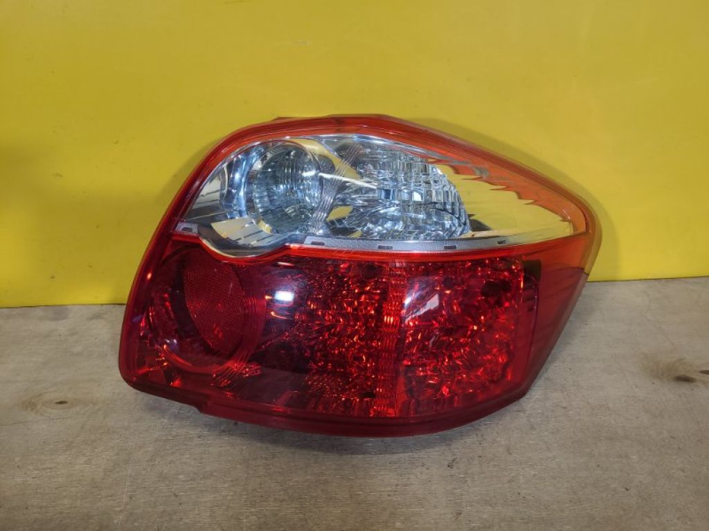 81550-02540-00 | Фонарь наружный прав. TOYOTA AURIS 06-12