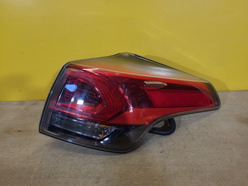 8155042201 | Ліхтар зовнішній прав. TOYOTA RAV4 13-19