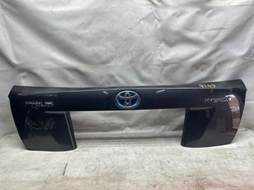 накладка кришки багажника TOYOTA PRIUS 16-