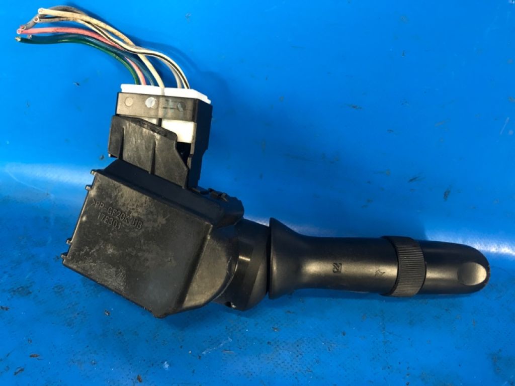 8465204141 | Підрульовий перемикач прав. TOYOTA CAMRY 40 06-11 - Фото 3