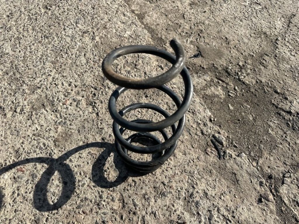 48131-52J70 | Пружина передней подвески TOYOTA PRIUS C/AQUA 11-14 - Фото 2