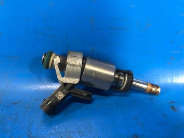 Форсунка паливна AUDI A3 (8V) 12–17