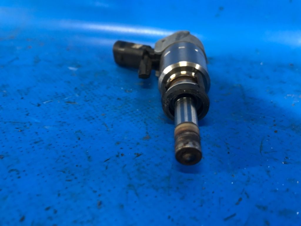 06L906036K | Форсунка топливная AUDI A3 (8V) 12–17 - Фото 4