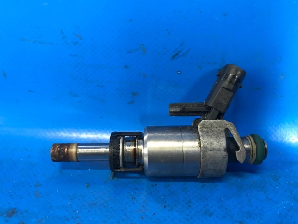 06L906036K | Форсунка топливная AUDI A3 (8V) 12–17 - Фото 2