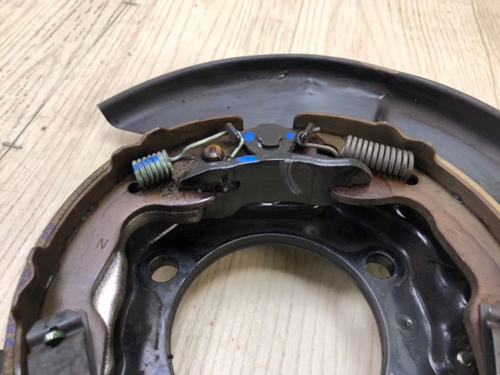 440005TA5A | Гальмівний механізм задн. прав. NISSAN X-TRAIL/ROGUE T32 13-20 - Фото 4