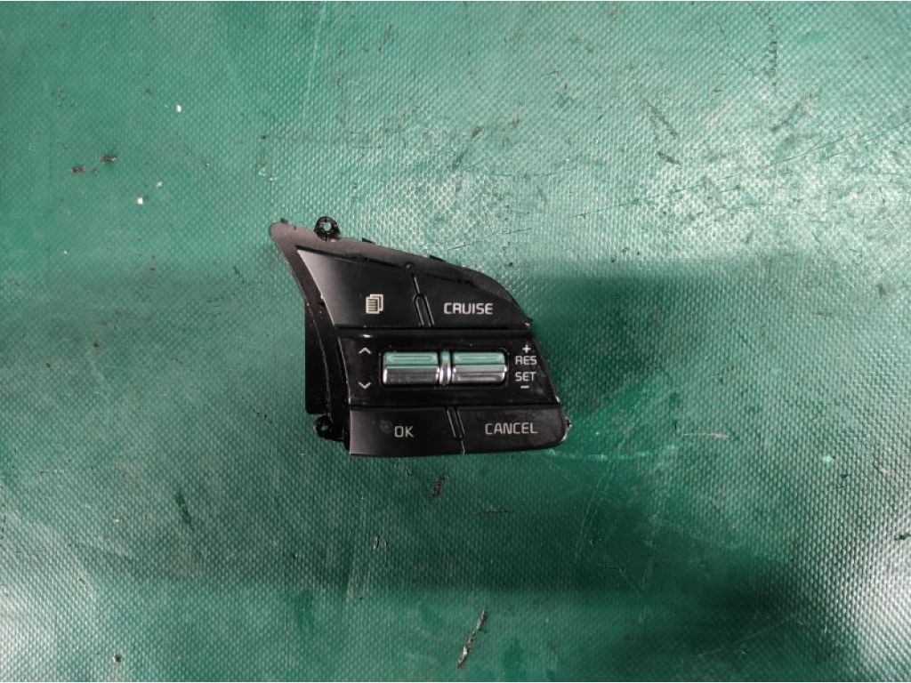 96720-M6110 | Кнопки руля KIA FORTE BD 18-21