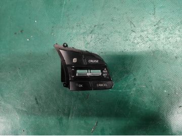 Кнопки руля KIA FORTE BD 18-21