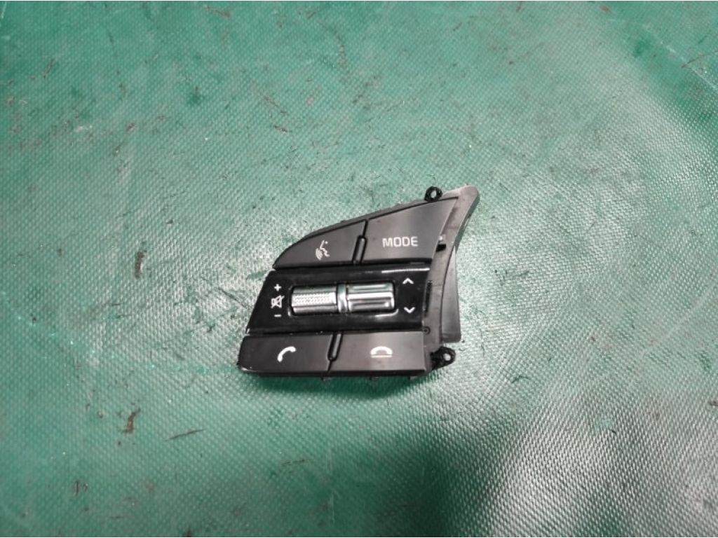 96710-M6030 | Кнопки руля KIA FORTE BD 18-21