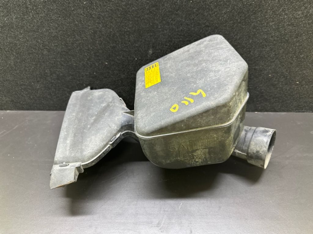 17750-0V030 | Воздухозаборник TOYOTA CAMRY 55 14-17