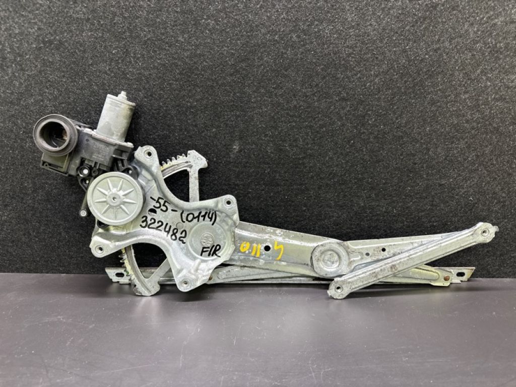 69801-06080 | Склопідйомник передн. прав. TOYOTA CAMRY 55 14-17