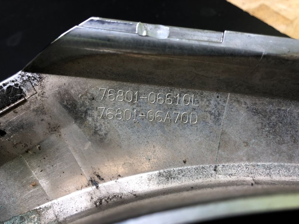 76801-06610 | Панель підсвічування номера TOYOTA CAMRY 55 14-17 - Фото 11