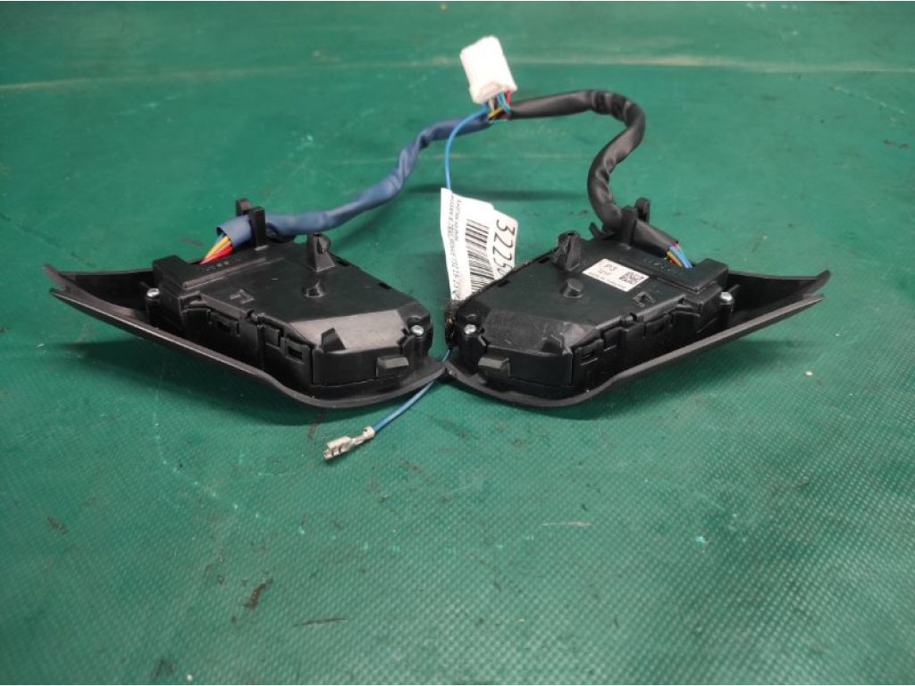 25550-6FL1A | Кнопки на руль NISSAN X-TRAIL/ROGUE T32 13-20 - Фото 5