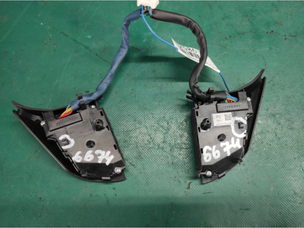 25550-6FL1A | Кнопки на руль NISSAN X-TRAIL/ROGUE T32 13-20 - Фото 3