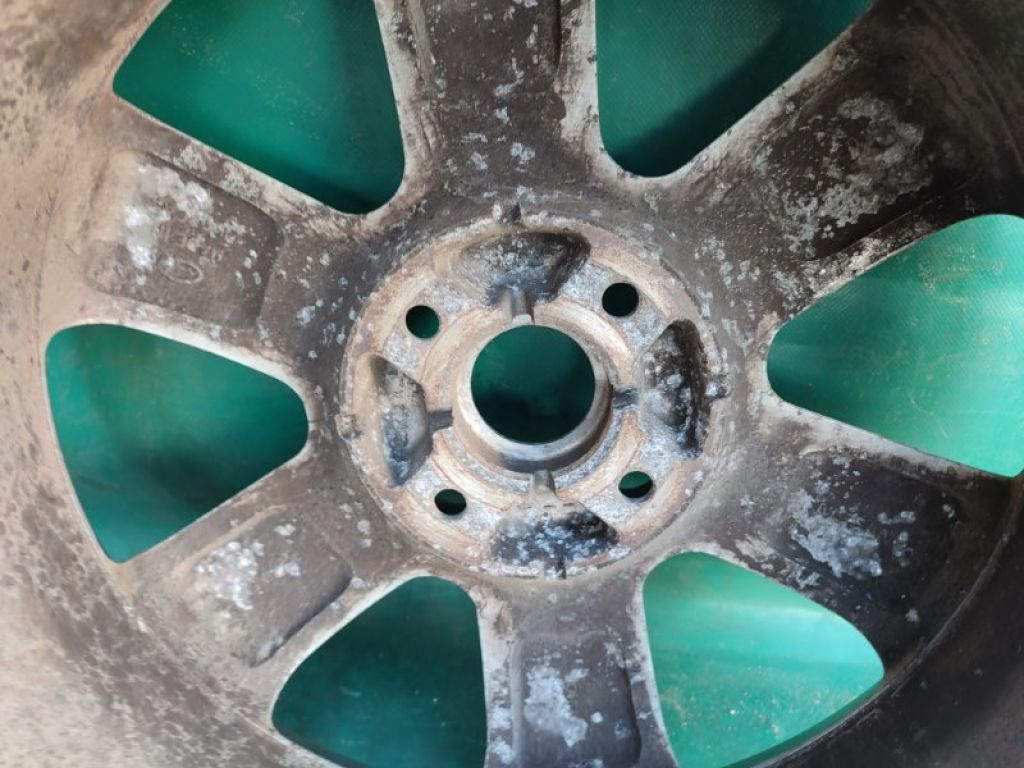 D0300-9U03A | Диск R16 NISSAN NOTE 04-12 - Фото 4