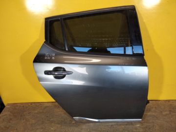 Двері задн. прав. NISSAN LEAF 18-
