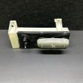 84070-33020 | Кнопка регулювання сидіння передн. прав. LEXUS ES300 ES330 01-06 - Прев'ю 2