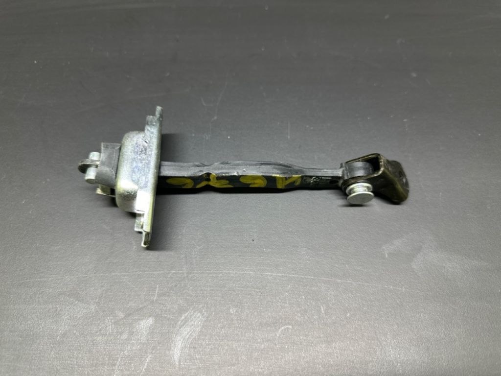 68610-33060 | Обмежувач дверей передн. прав. LEXUS ES300 ES330 01-06 - Фото 2