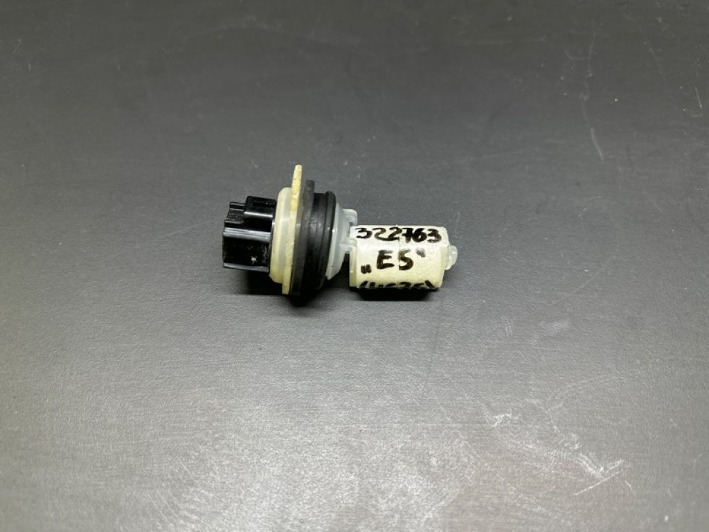 85397-33230 | Датчик уровня бачка омывателя LEXUS ES300 ES330 01-06