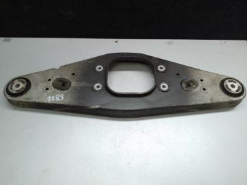 Кронштейн редуктора задн. MERCEDES E-CLASS W211 02-09