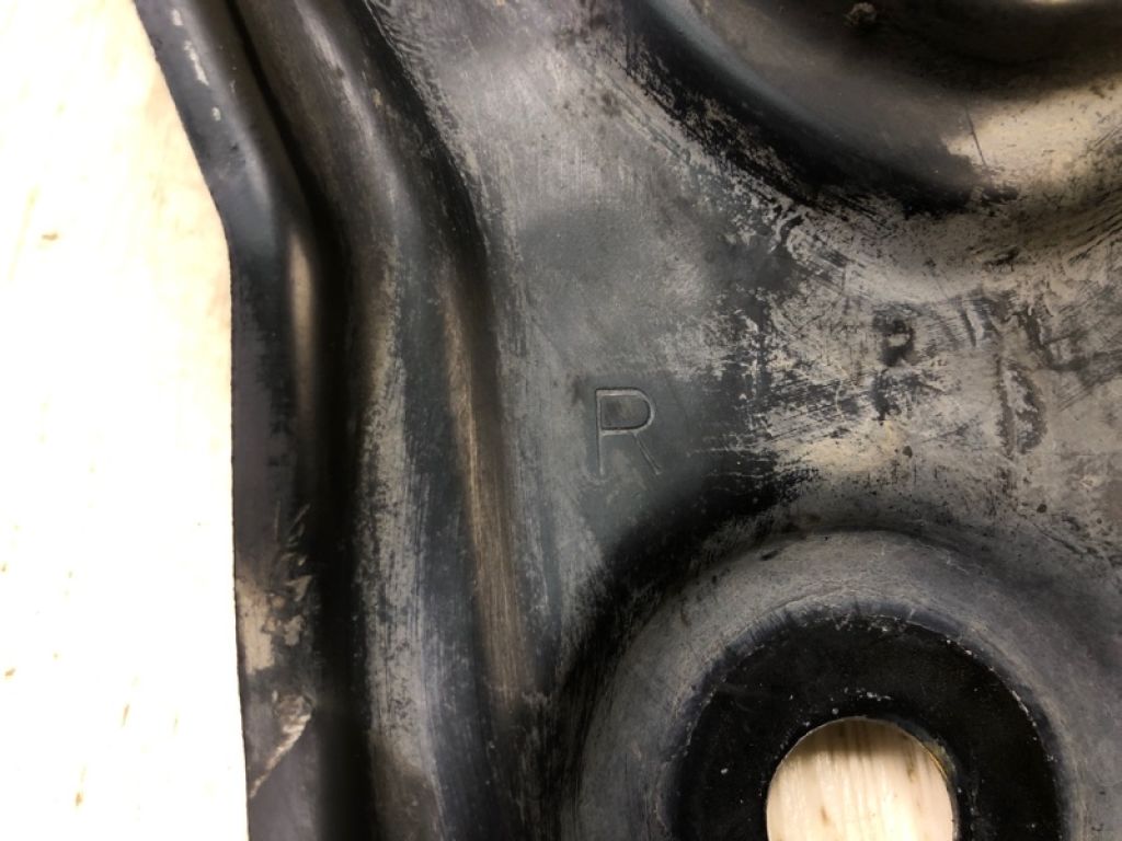 5225742010 | Крепление балки подвески передн. прав. TOYOTA RAV4 13-19 - Фото 5