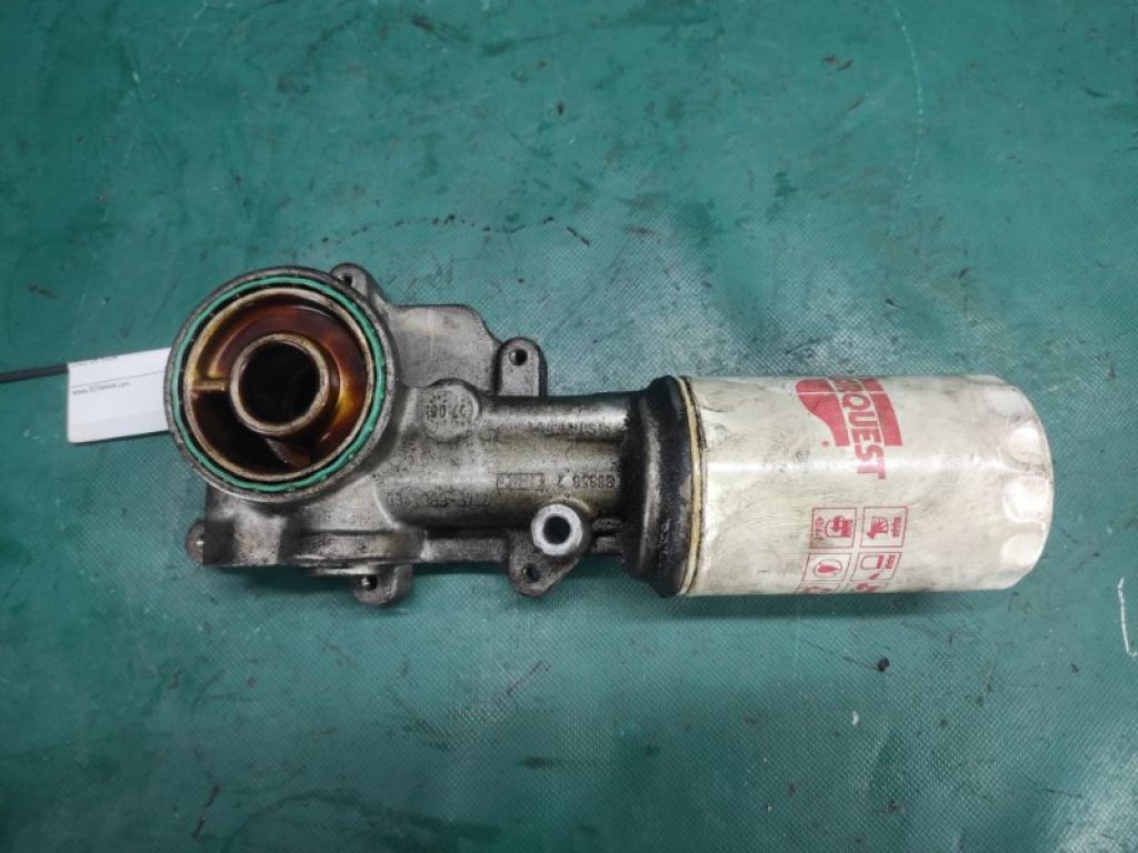 CY01-14-310A | Кронштейн масляного фильтра MAZDA CX-9 06-16