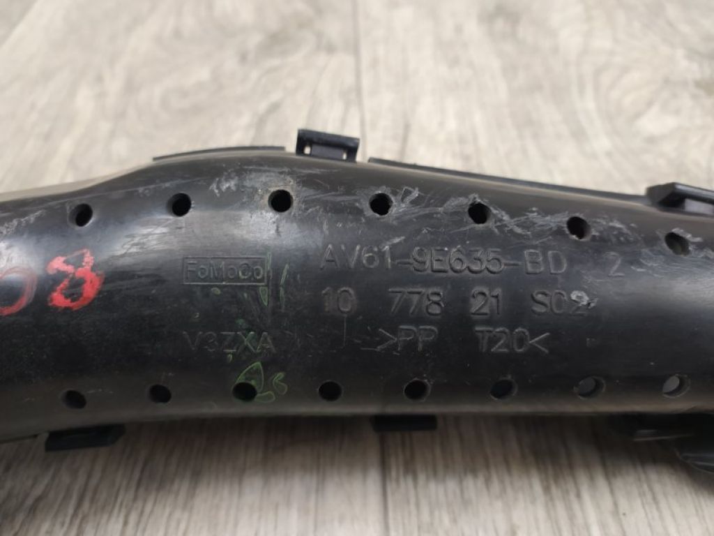 CP9Z-9A624-B | Воздухозаборник FORD FOCUS 10-18 - Фото 6