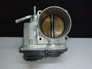 Дросельна заслінка LEXUS ES300 ES330 01-06