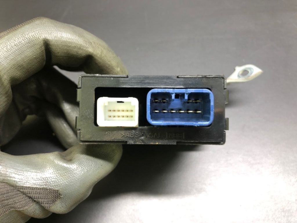 85943-60011 | Блок управления стеклоочистителем LEXUS GX470 02-09 - Фото 3